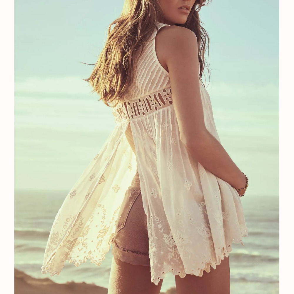 ADORABLE FREE PEOPLE TOP Eloise Tunic